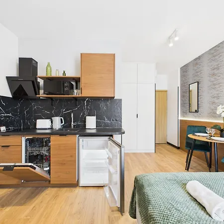 Marywilska 66a Comfort By Superapart With Parking *