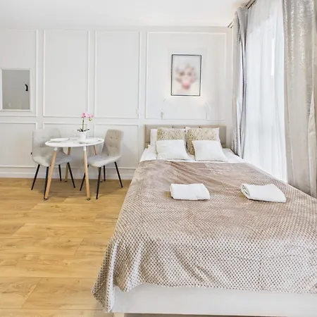 Marywilska 66a Comfort By Superapart Appartement Varsovie