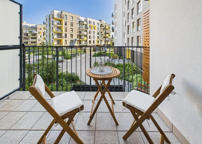 Marywilska 66a Comfort By Superapart With Parking Warszawa