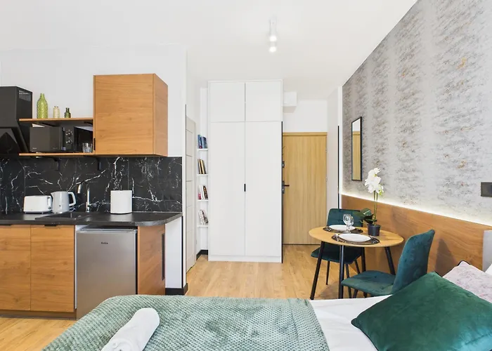 Marywilska 66a Comfort By Superapart With Parking Lägenhet Warszawa