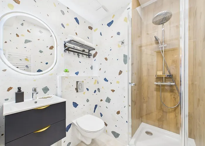 Marywilska 66a Comfort By Superapart With Parking Warszawa