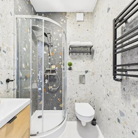 Marywilska 66a Comfort By Superapart * Warschau