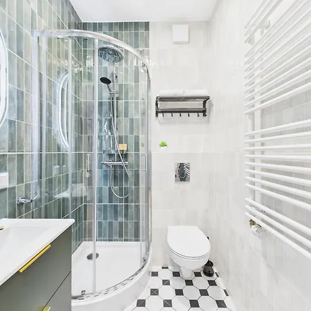 Marywilska 66a Comfort By Superapart Warschau