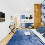 Marywilska 66a Comfort By Superapart With Parking Daire Varşova