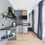 Marywilska 66a Comfort By Superapart With Parking Daire