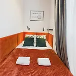 Daire Marywilska 66a Comfort By Superapart With Parking Varşova